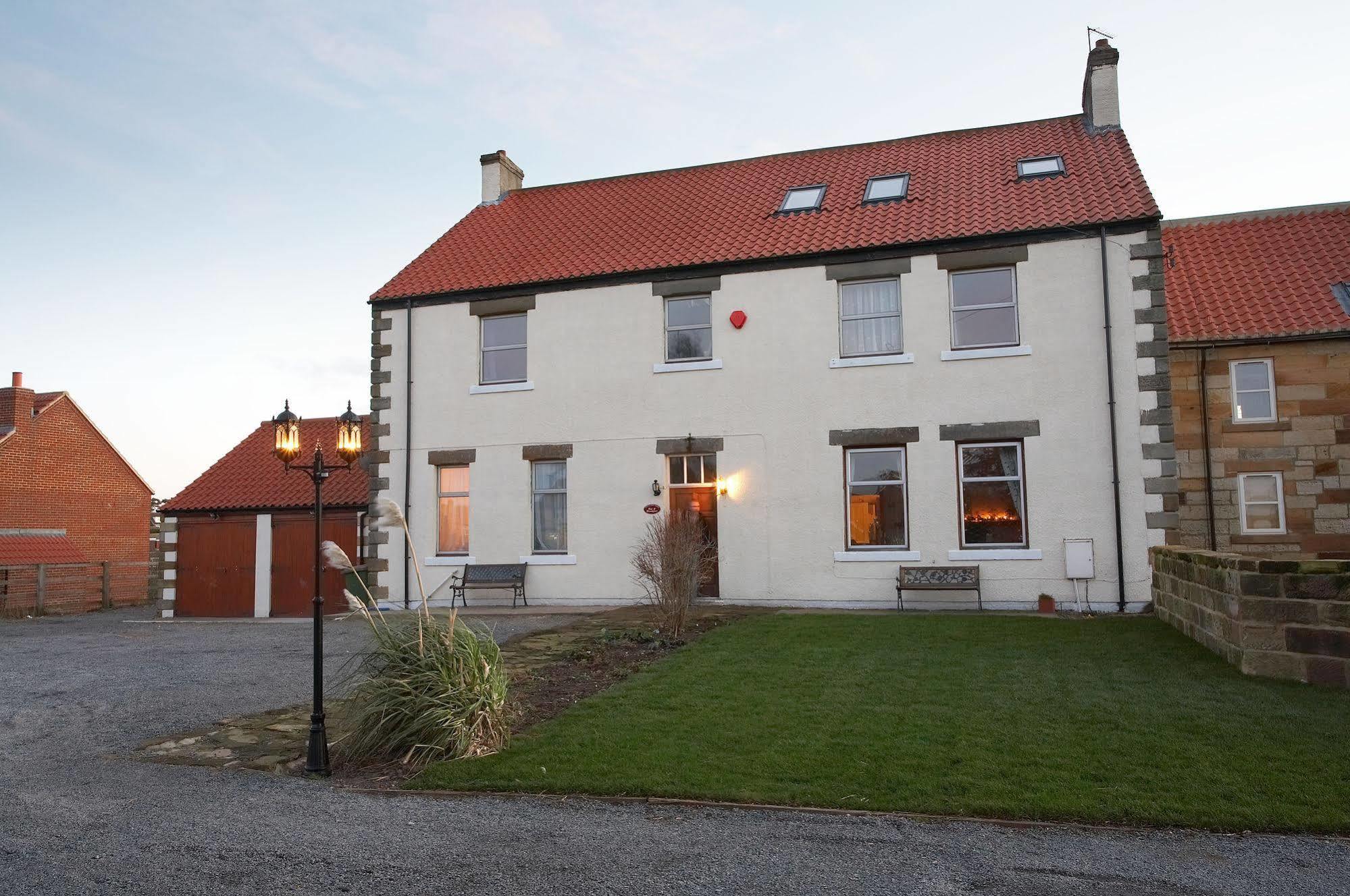 Townend Farm Bed And Breakfast Loftus エクステリア 写真